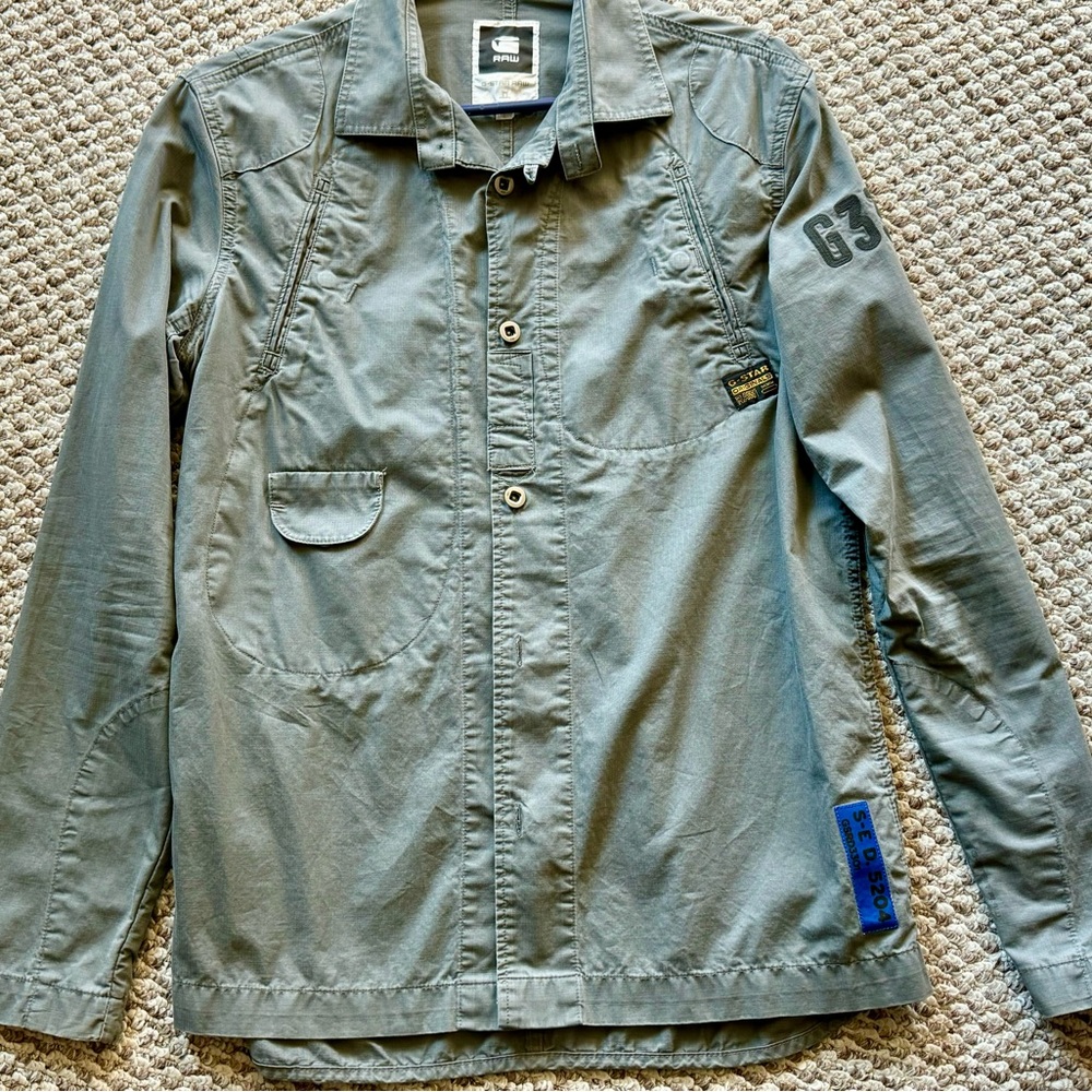 Men’s gray lightweight shirt/jacket by G-Star Raw. Very good condition